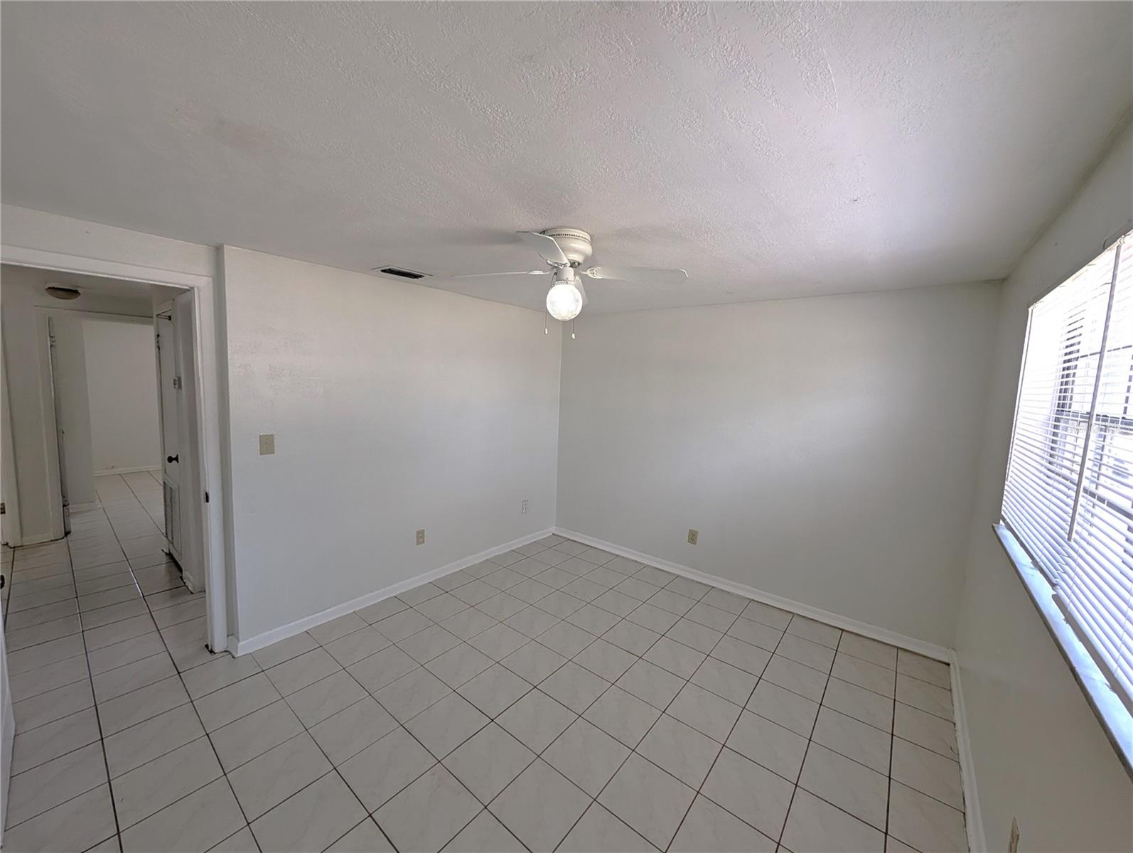 Image 7 of 17 For 6024 Fern Street