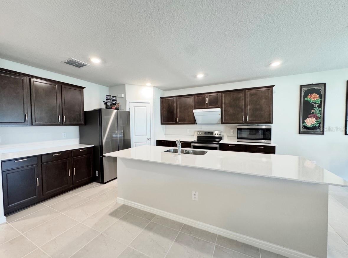 Image 10 of 65 For 3823 Spruce Creek Drive