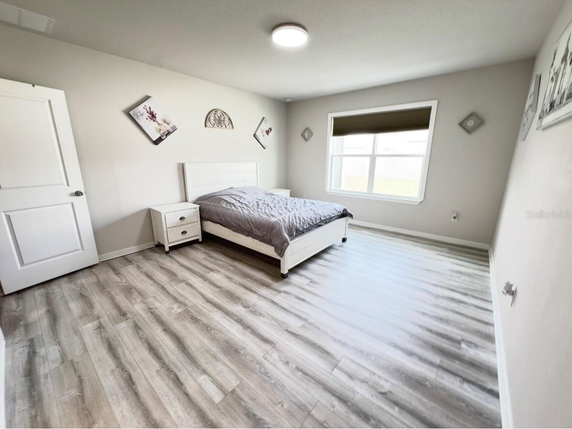 Image 24 of 65 For 3823 Spruce Creek Drive