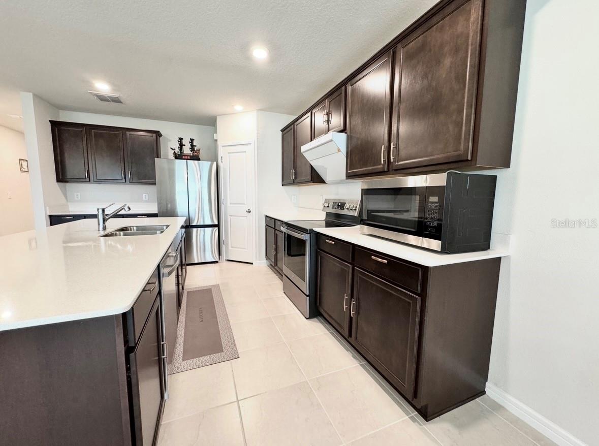 Image 5 of 65 For 3823 Spruce Creek Drive