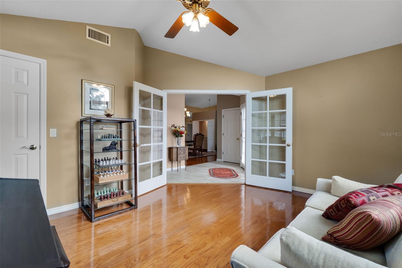 Image 11 of 64 For 9324 Carolview Way