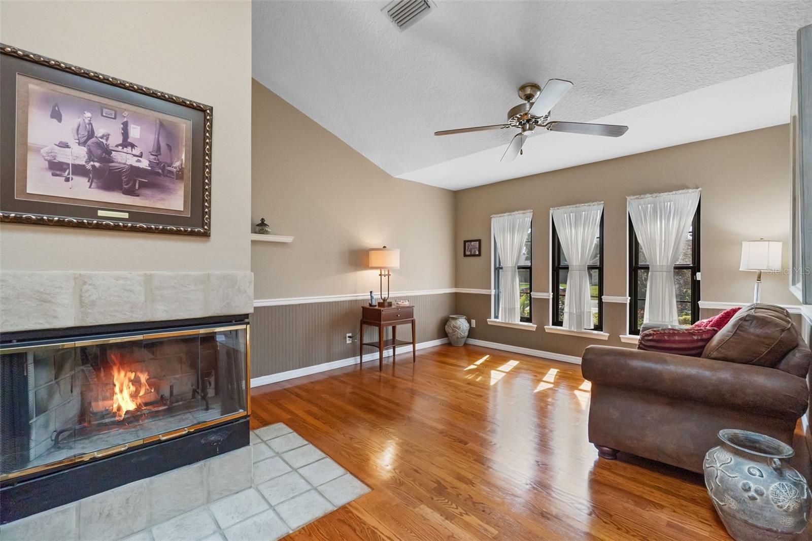 Image 14 of 64 For 9324 Carolview Way