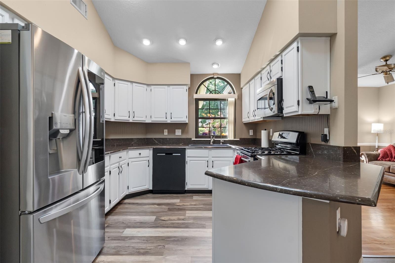 Image 26 of 64 For 9324 Carolview Way