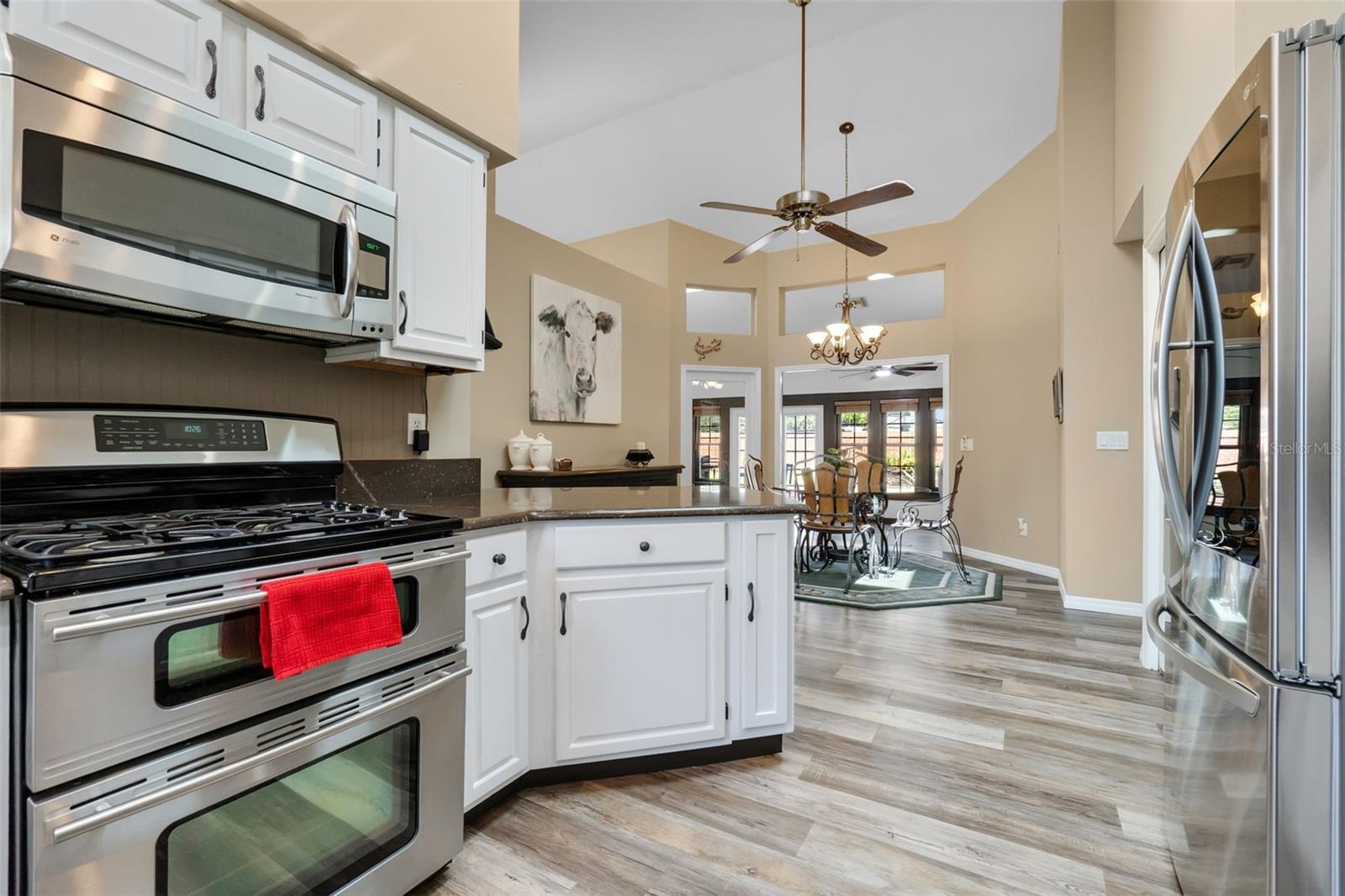 Image 27 of 64 For 9324 Carolview Way