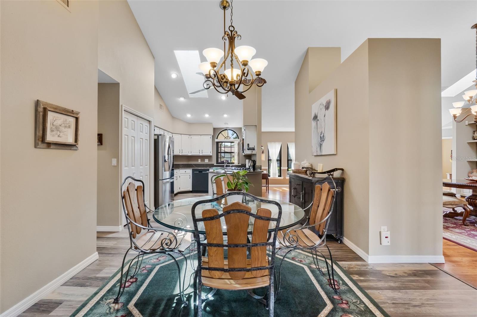 Image 31 of 64 For 9324 Carolview Way