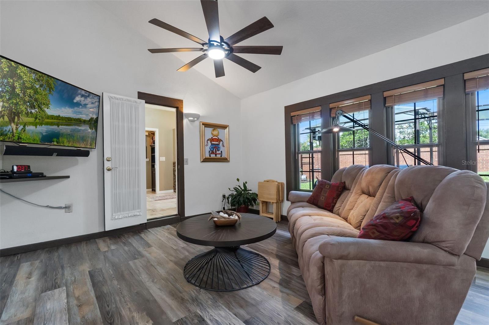Image 33 of 64 For 9324 Carolview Way