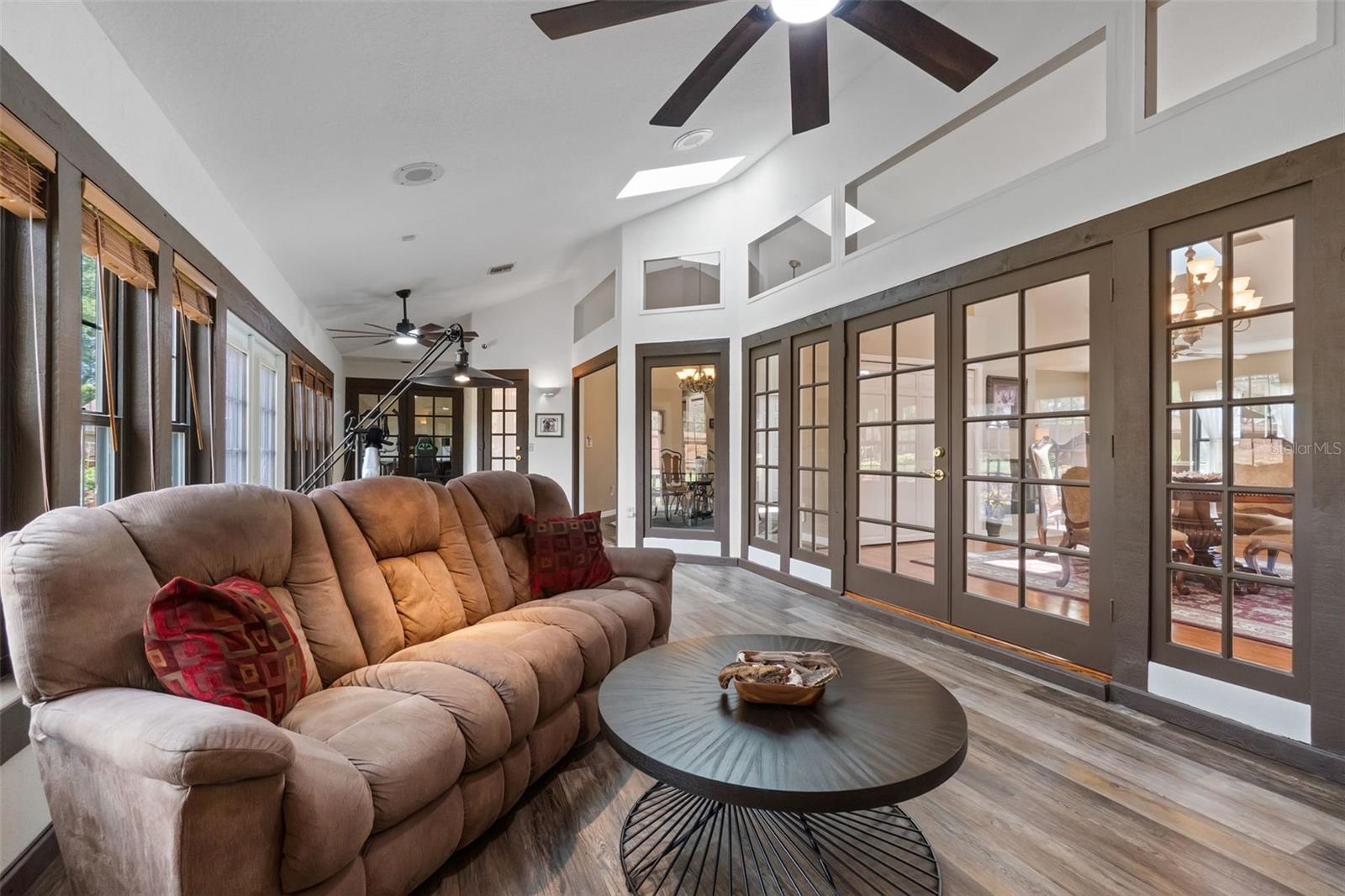 Image 35 of 64 For 9324 Carolview Way