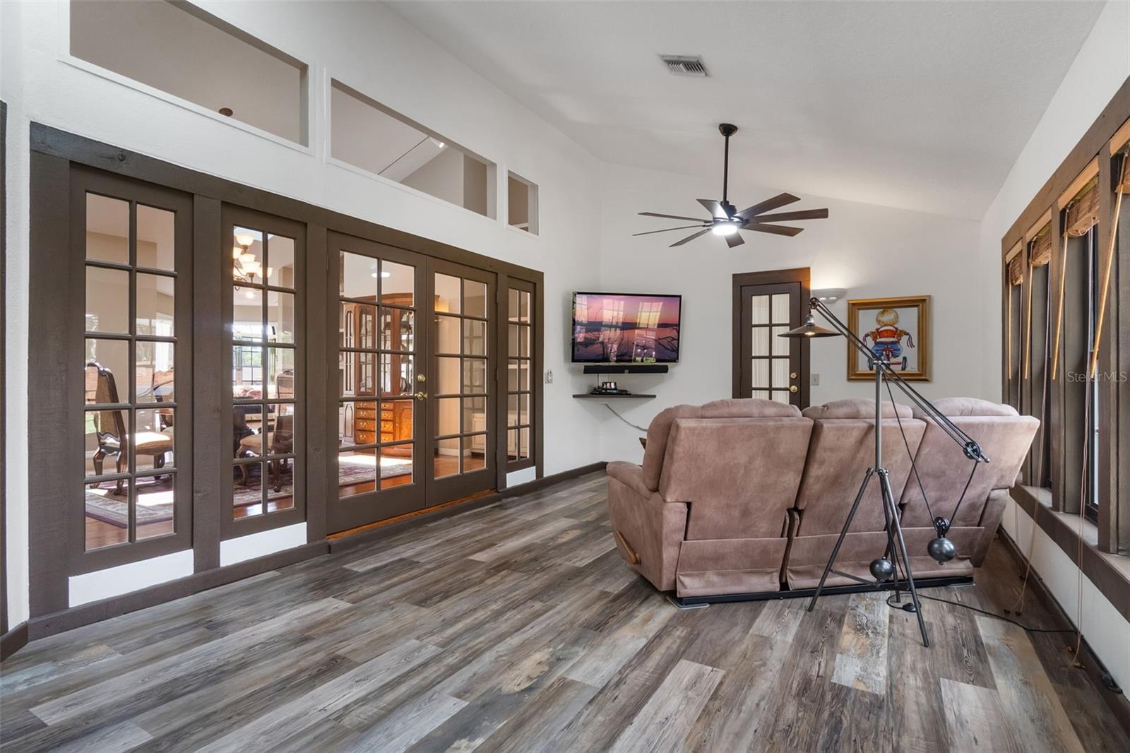 Image 36 of 64 For 9324 Carolview Way