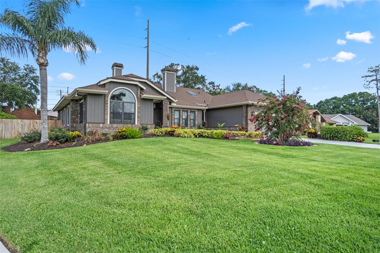 Image 4 of 64 For 9324 Carolview Way