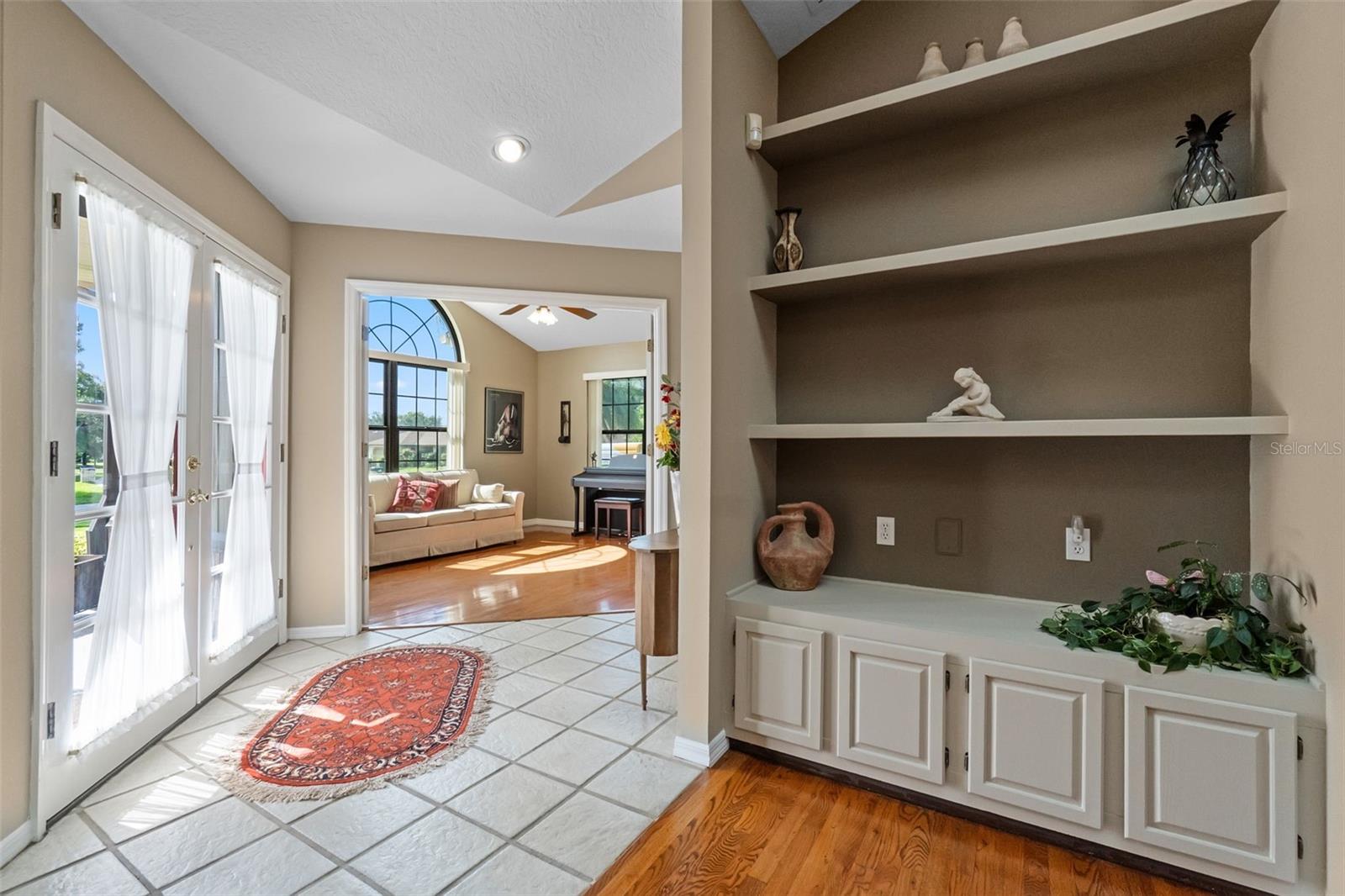 Image 9 of 64 For 9324 Carolview Way