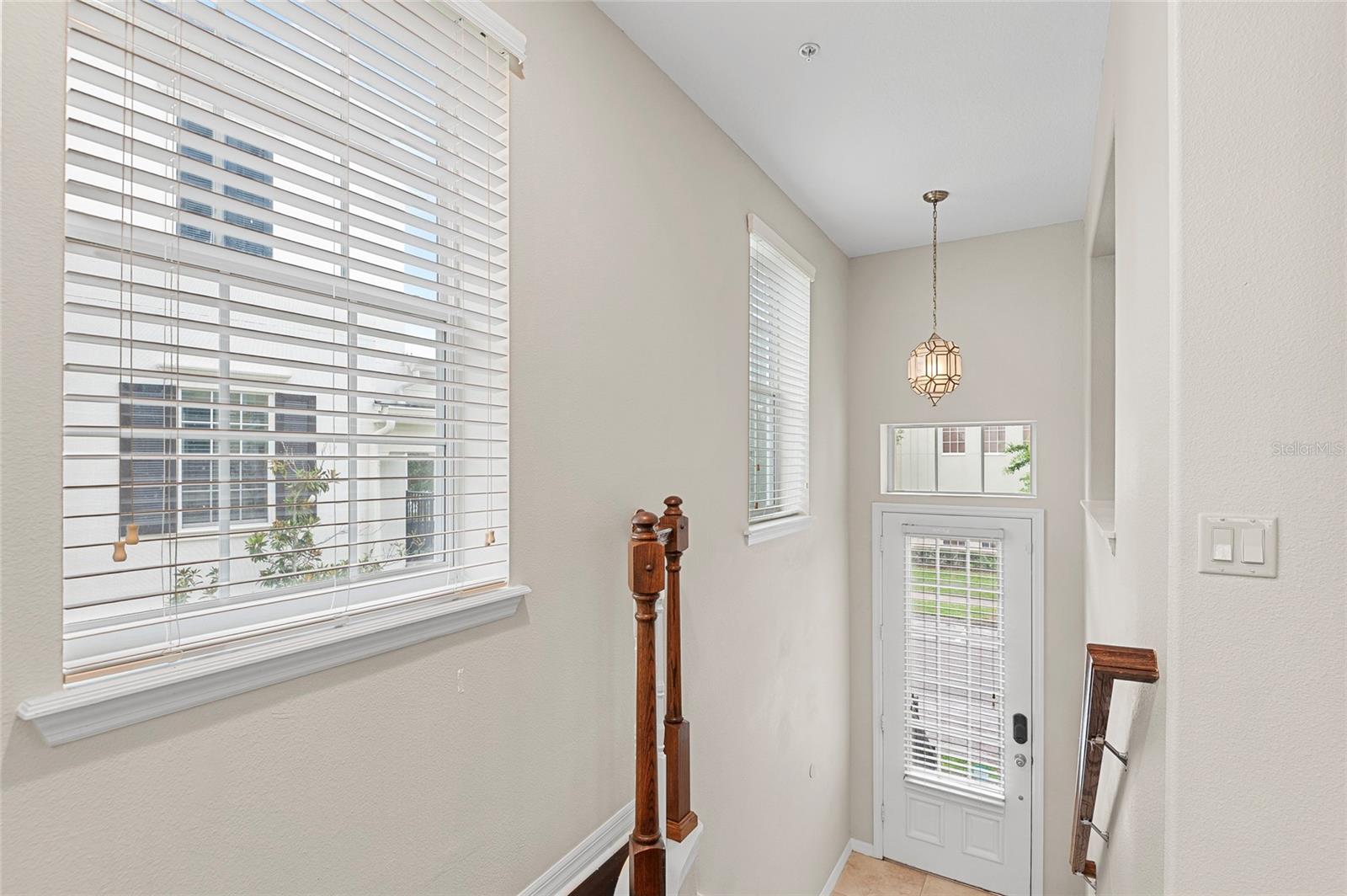 Image 2 of 33 For 2058 Prospect Avenue