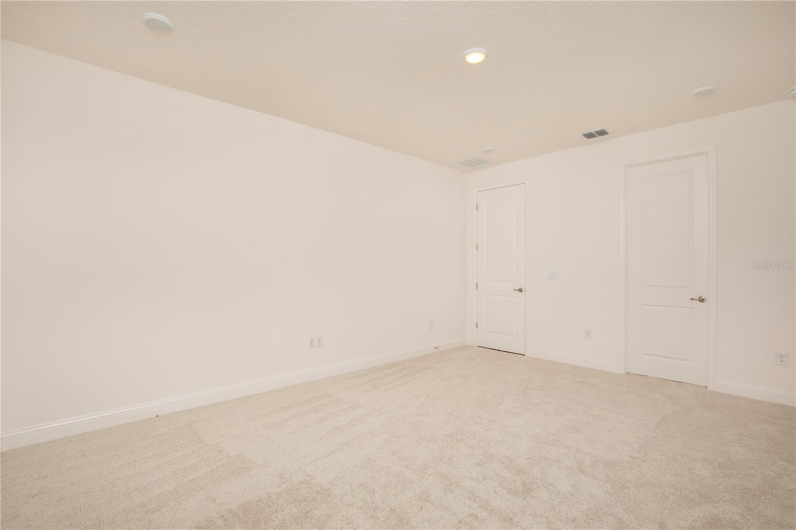 Image 17 of 35 For 130 Ryberry Drive