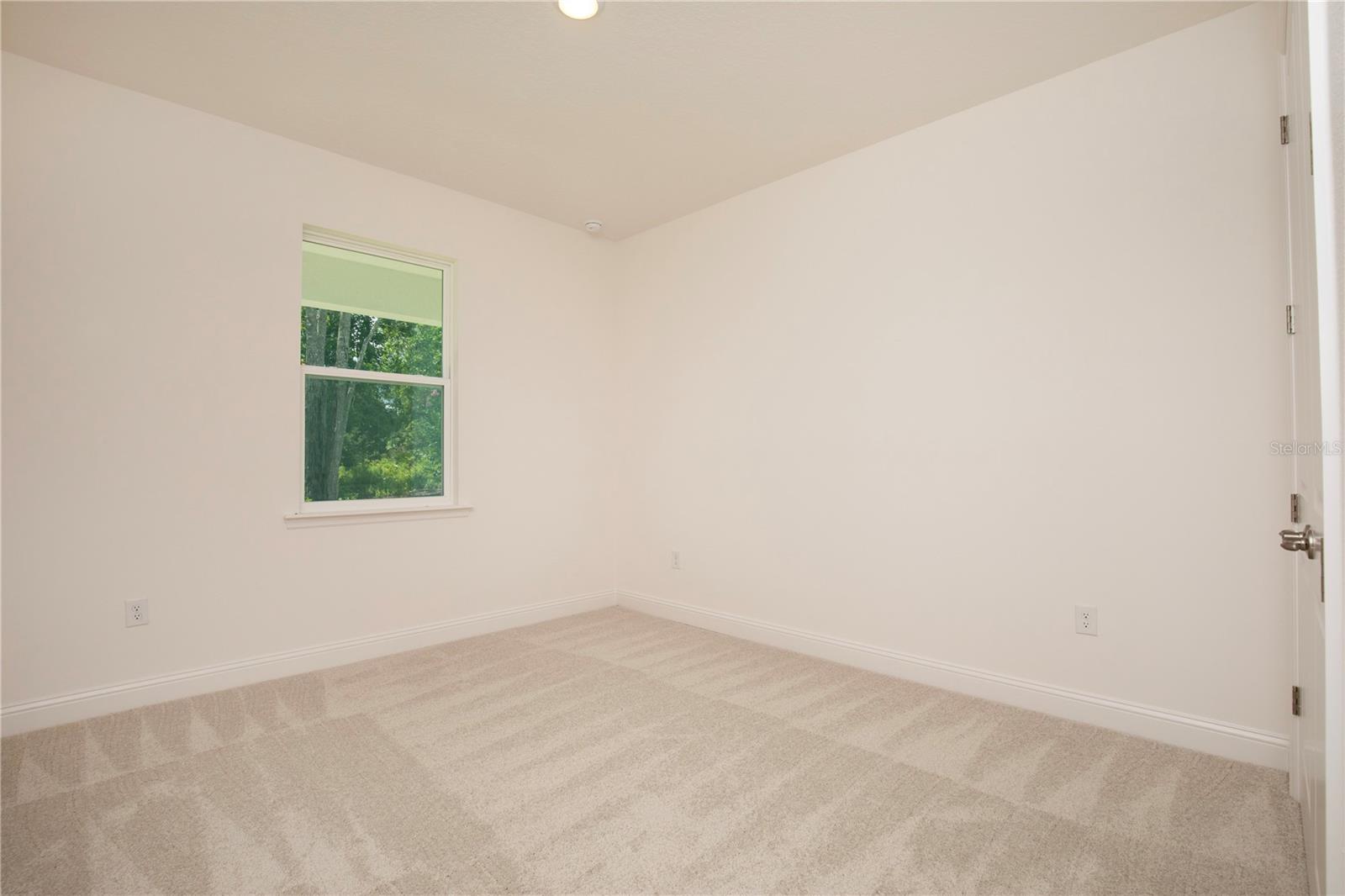 Image 19 of 35 For 130 Ryberry Drive