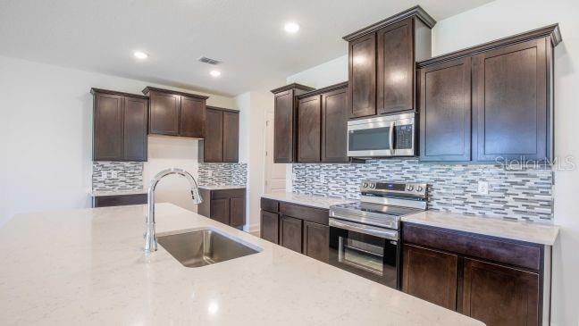 Image 4 of 11 For 130 Ryberry Drive