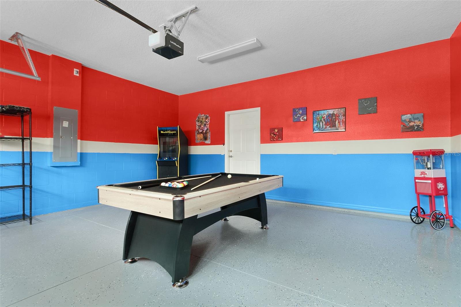 Image 29 of 93 For 8912 Rhodes Street
