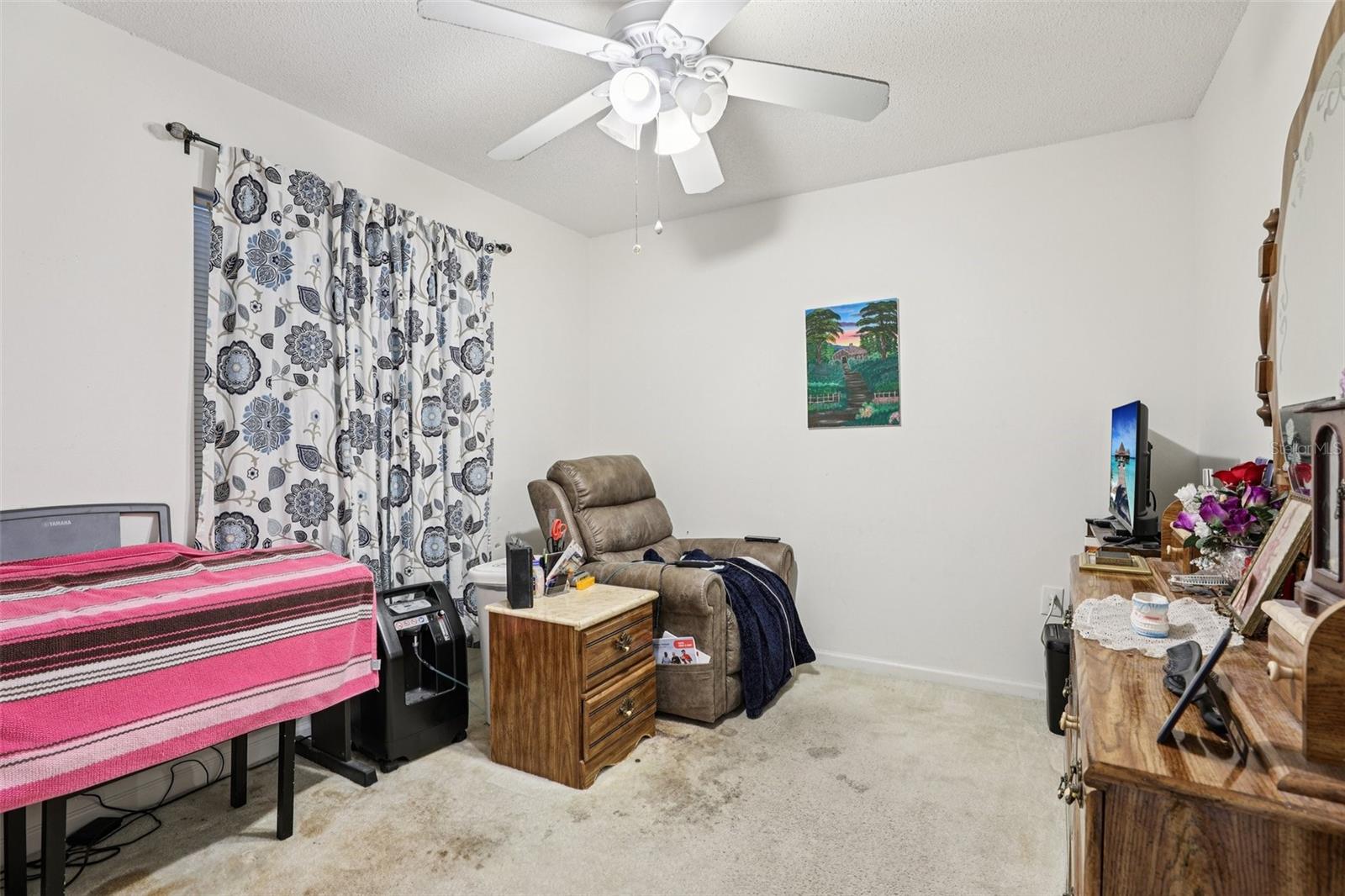 Image 28 of 57 For 857 Marquis Court