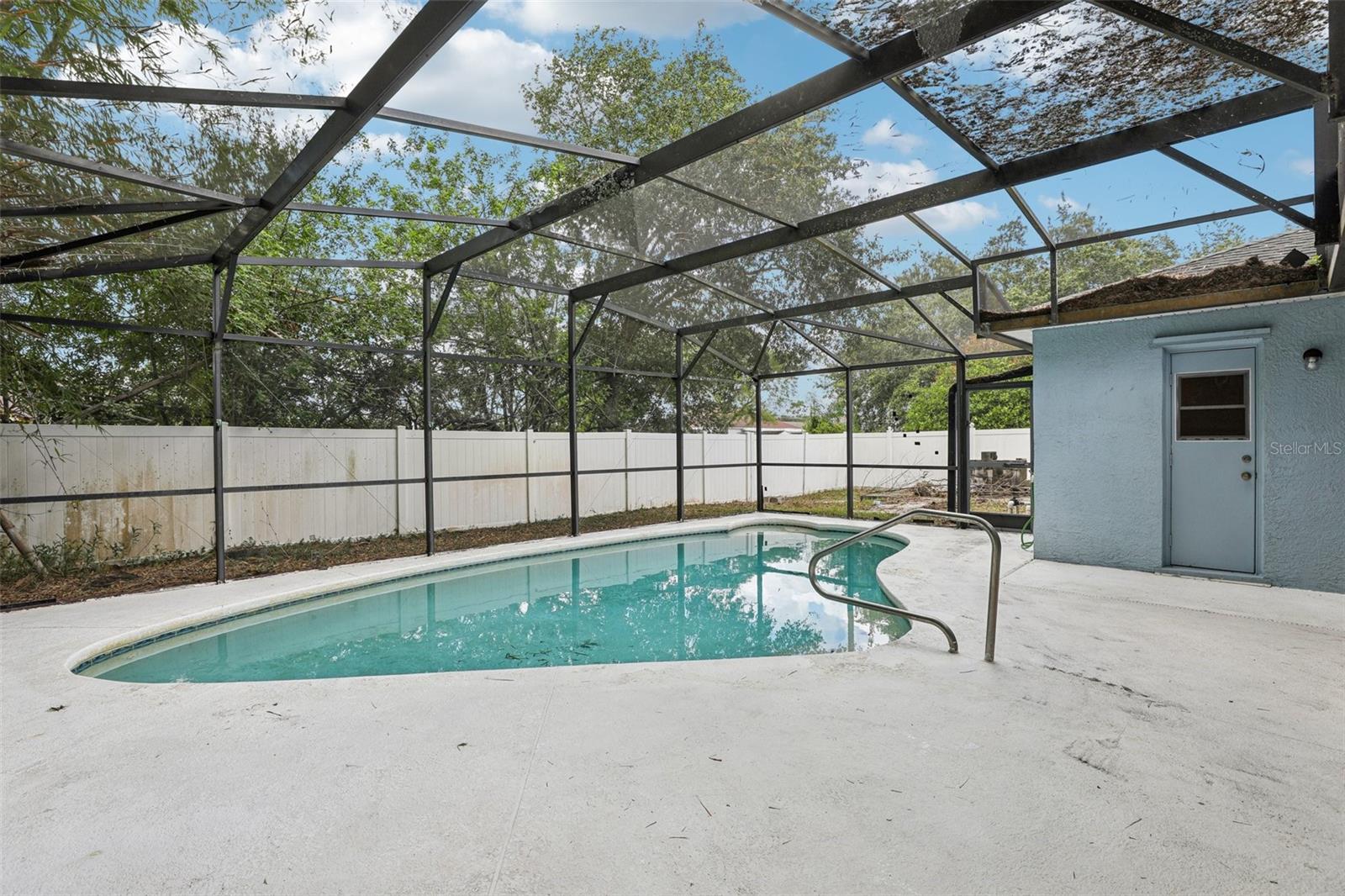 Image 30 of 57 For 857 Marquis Court