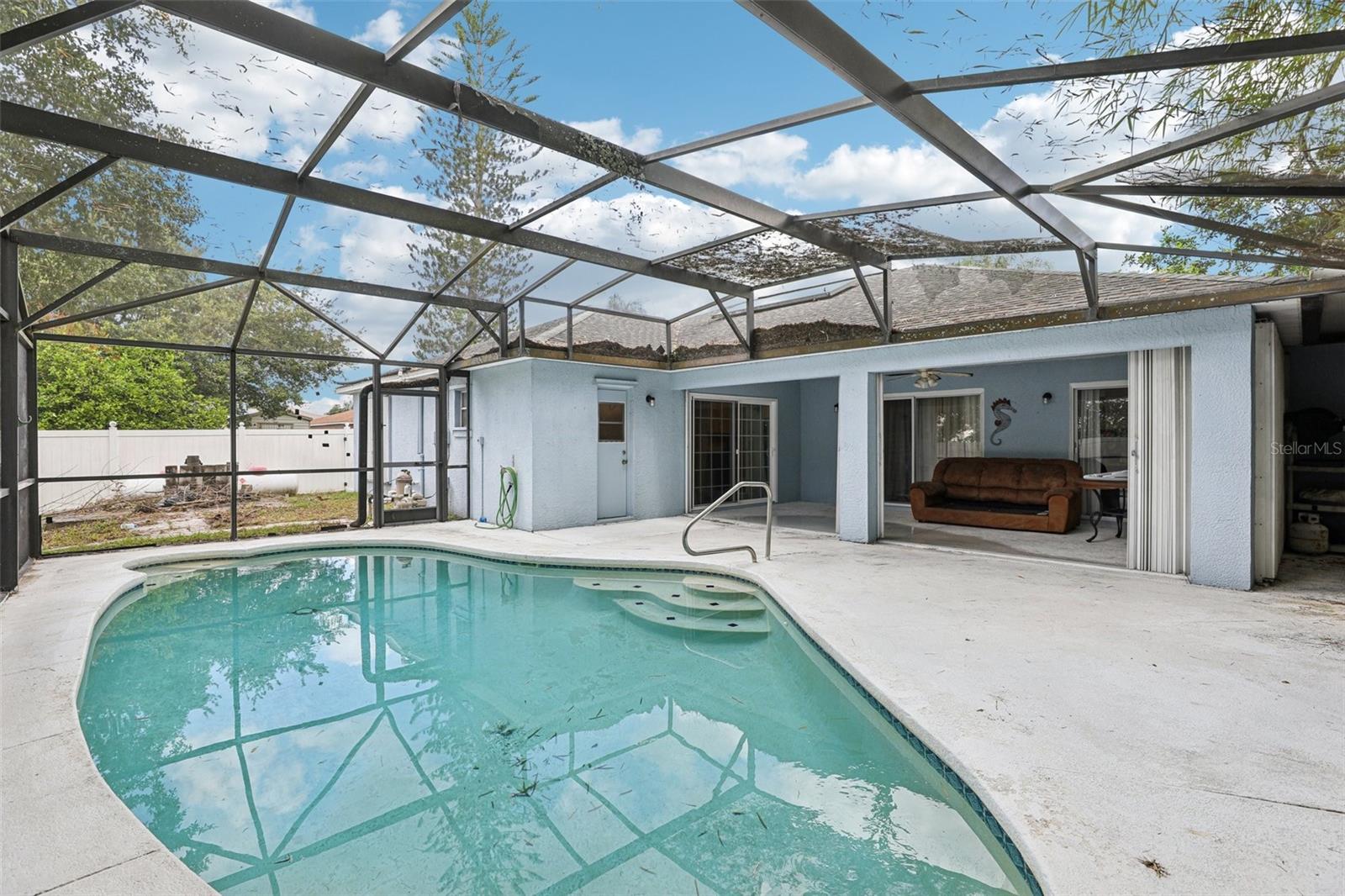 Image 31 of 57 For 857 Marquis Court
