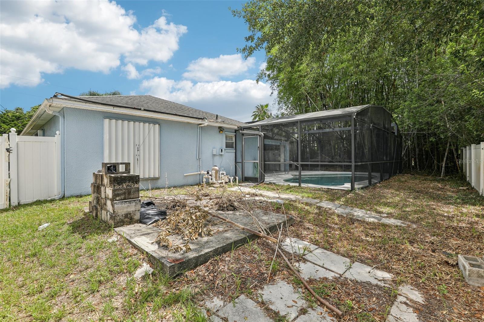 Image 33 of 57 For 857 Marquis Court