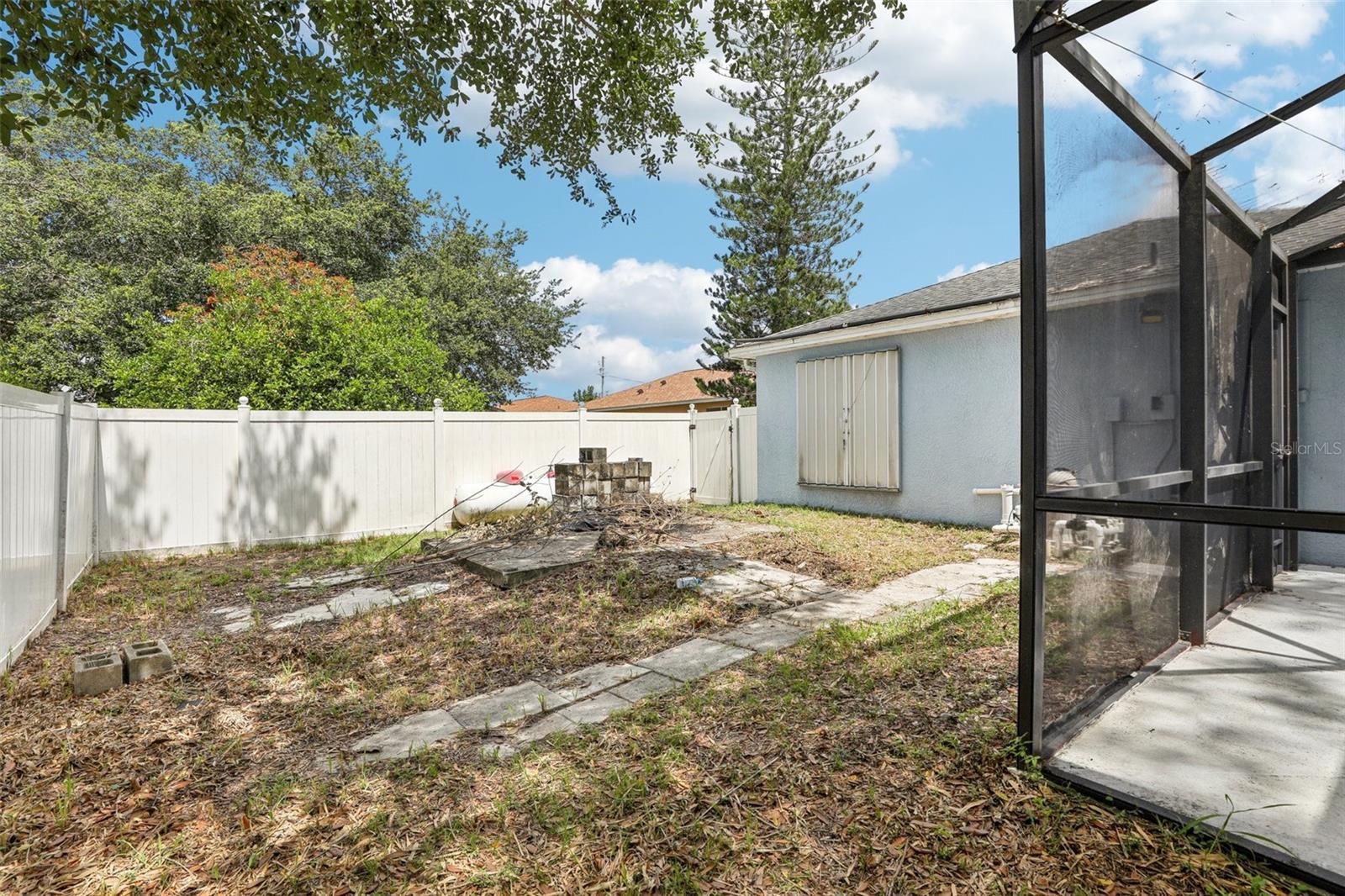 Image 34 of 57 For 857 Marquis Court
