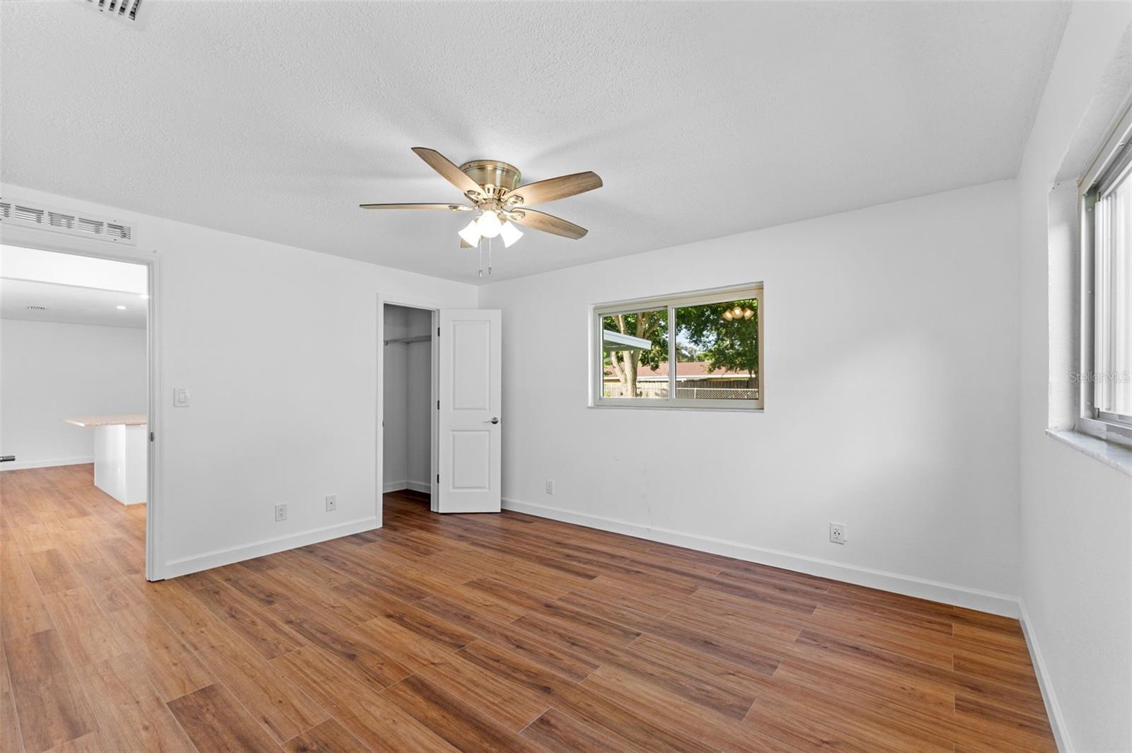 Image 18 of 32 For 241 Brittany Avenue