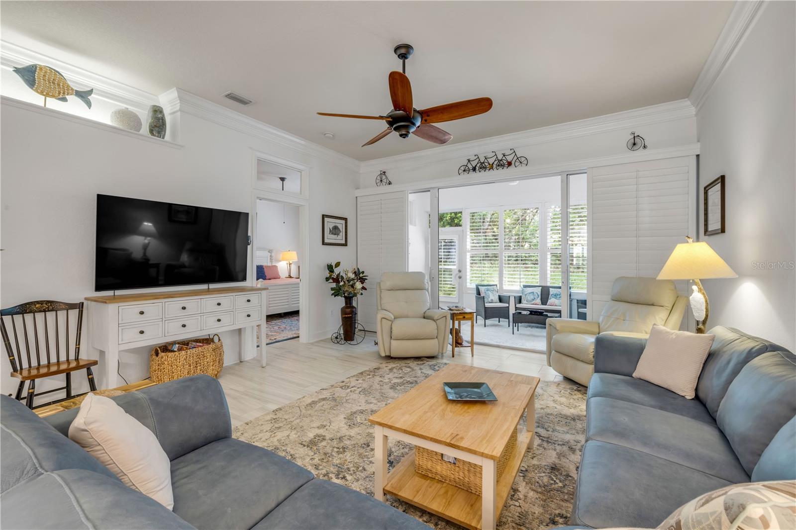 Image 10 of 32 For 3017 Glin Circle