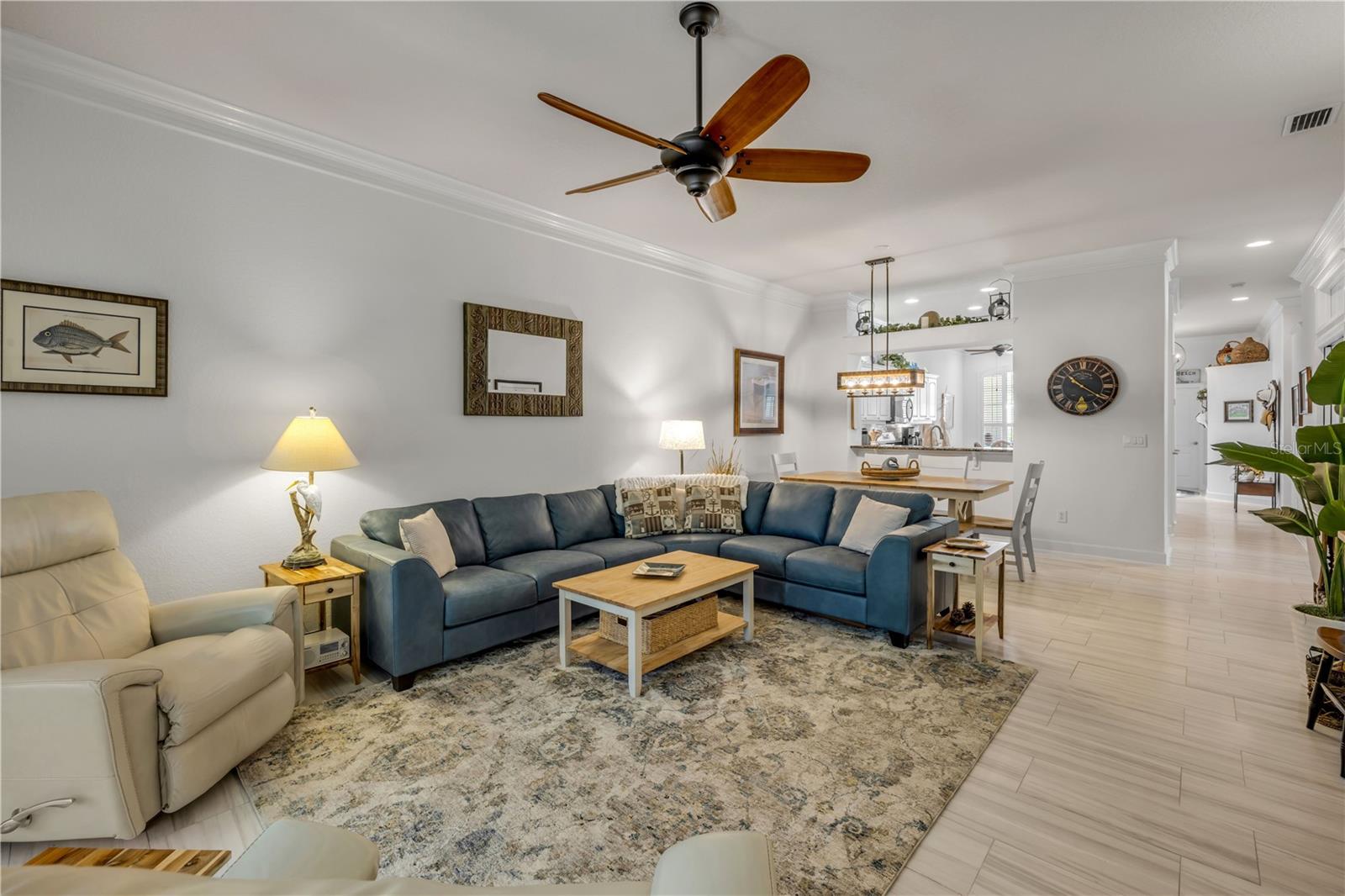 Image 11 of 32 For 3017 Glin Circle