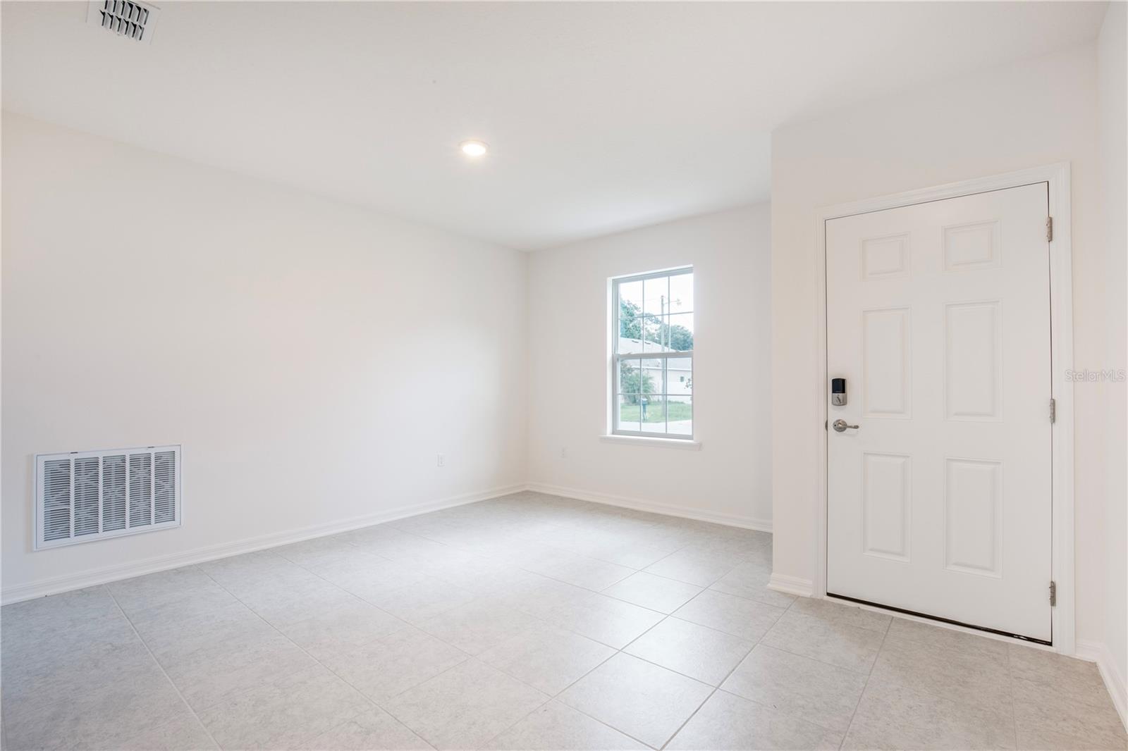 Image 22 of 42 For 61 Bruce Lane