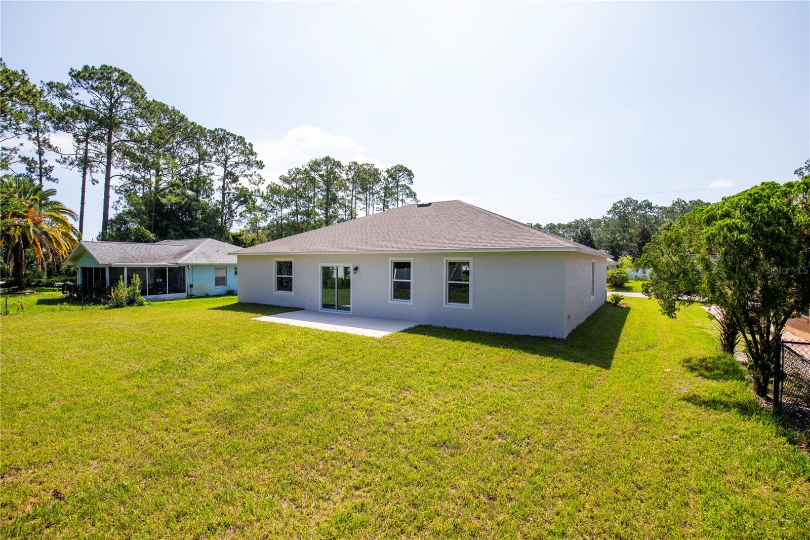 Image 37 of 42 For 61 Bruce Lane