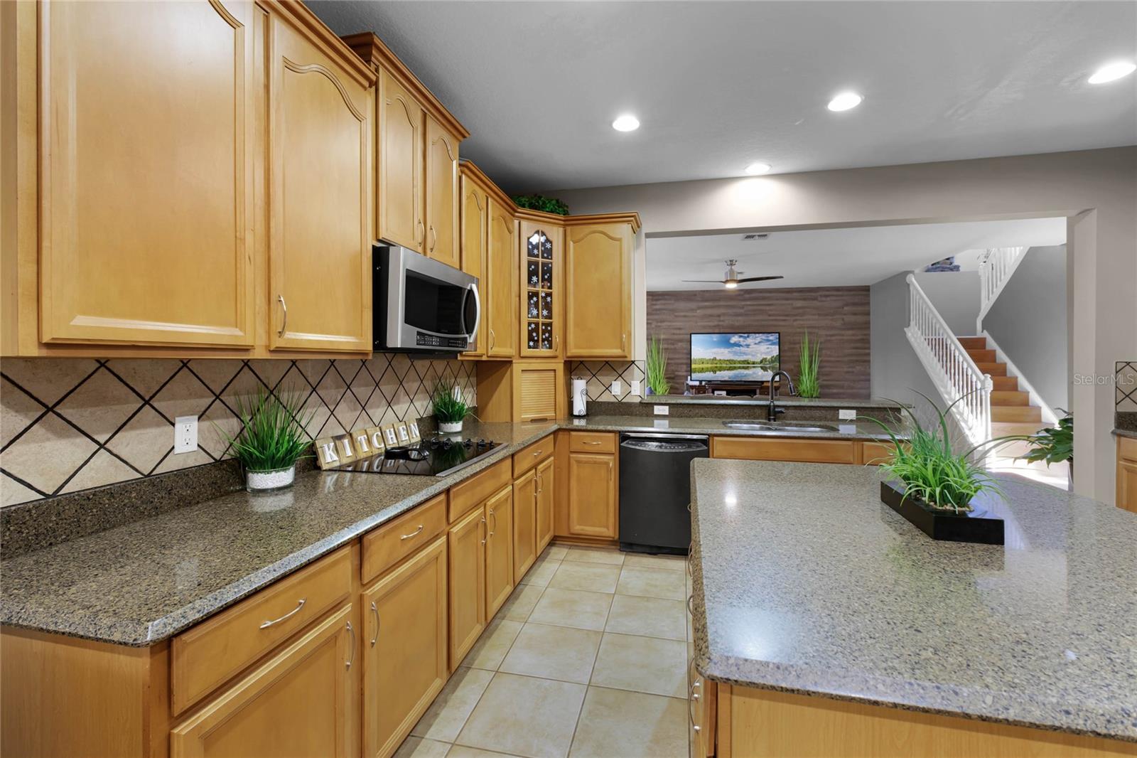 Image 11 of 40 For 7621 Brightwater Place