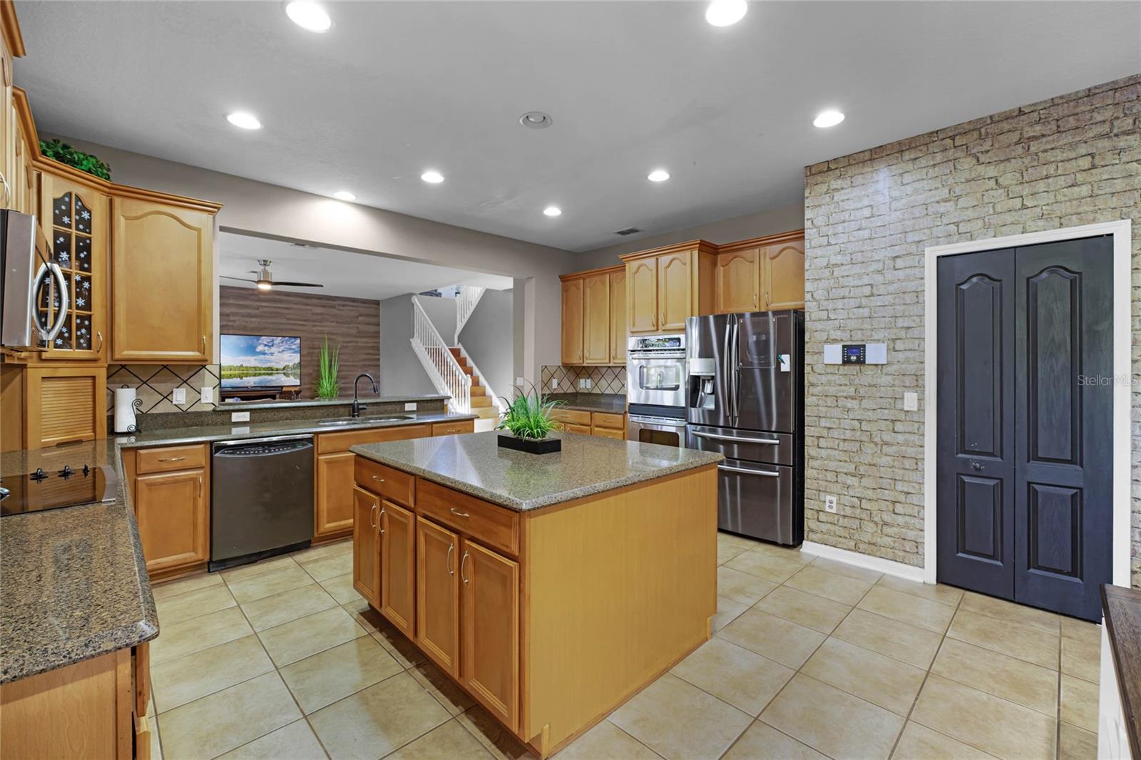 Image 12 of 40 For 7621 Brightwater Place