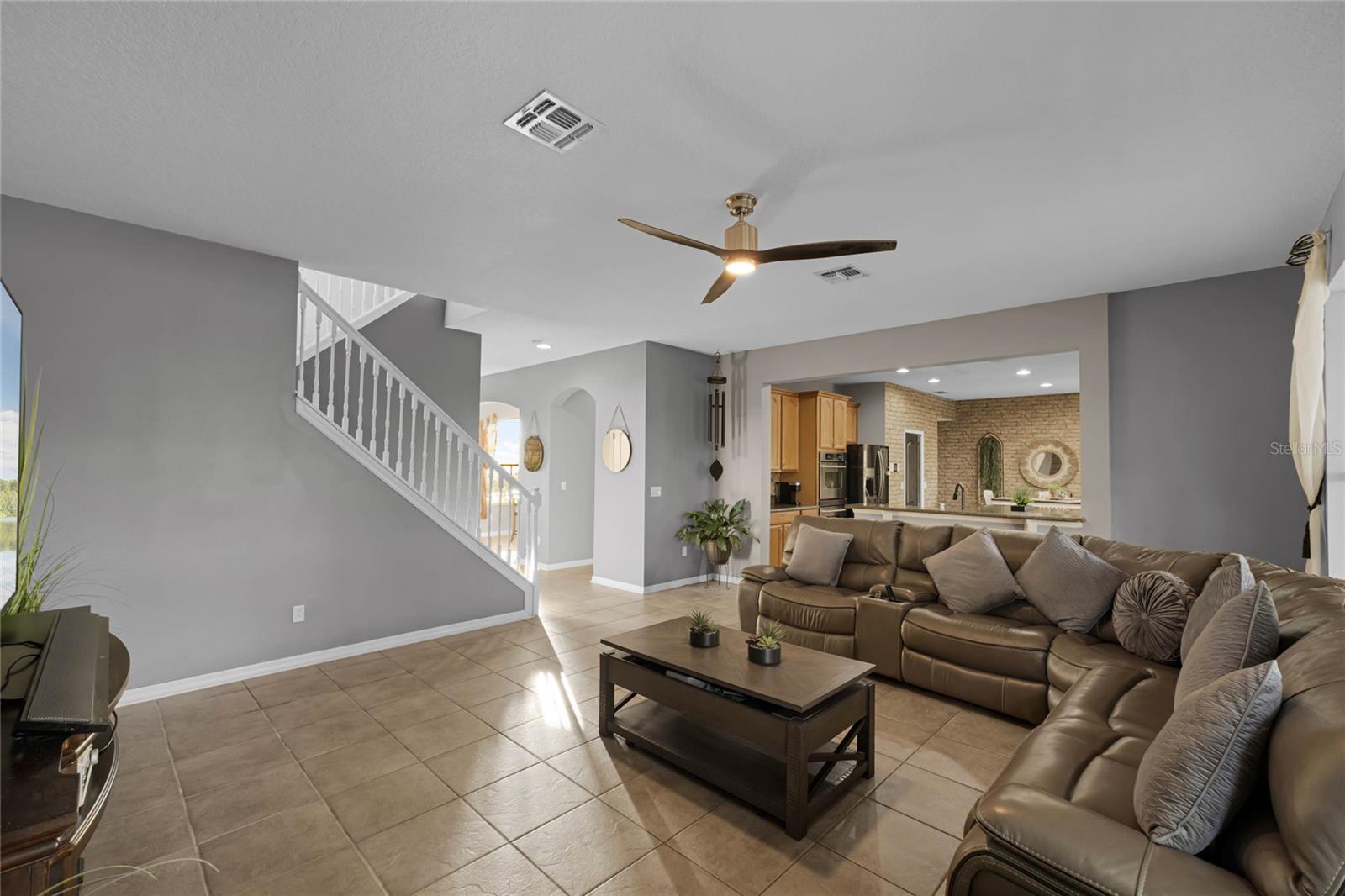 Image 6 of 40 For 7621 Brightwater Place