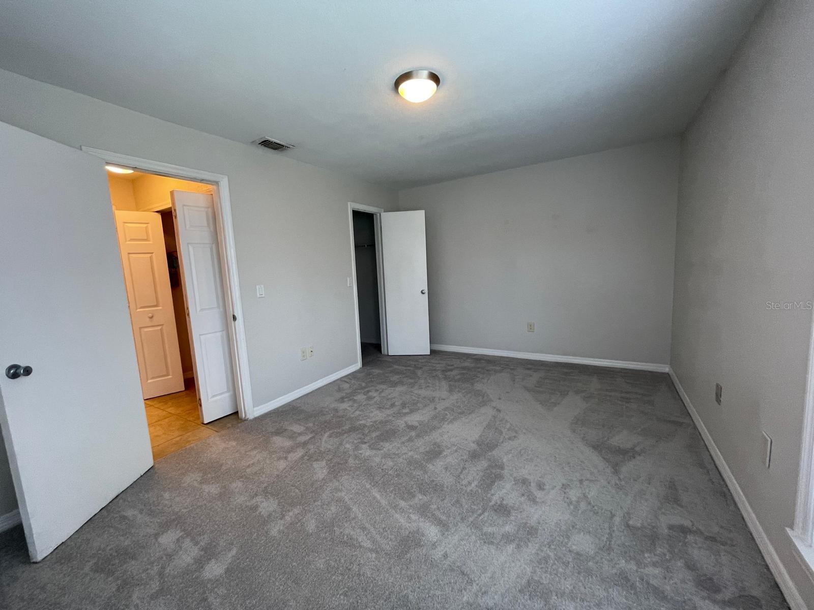 Image 14 of 31 For 614 Grenadine Court 614