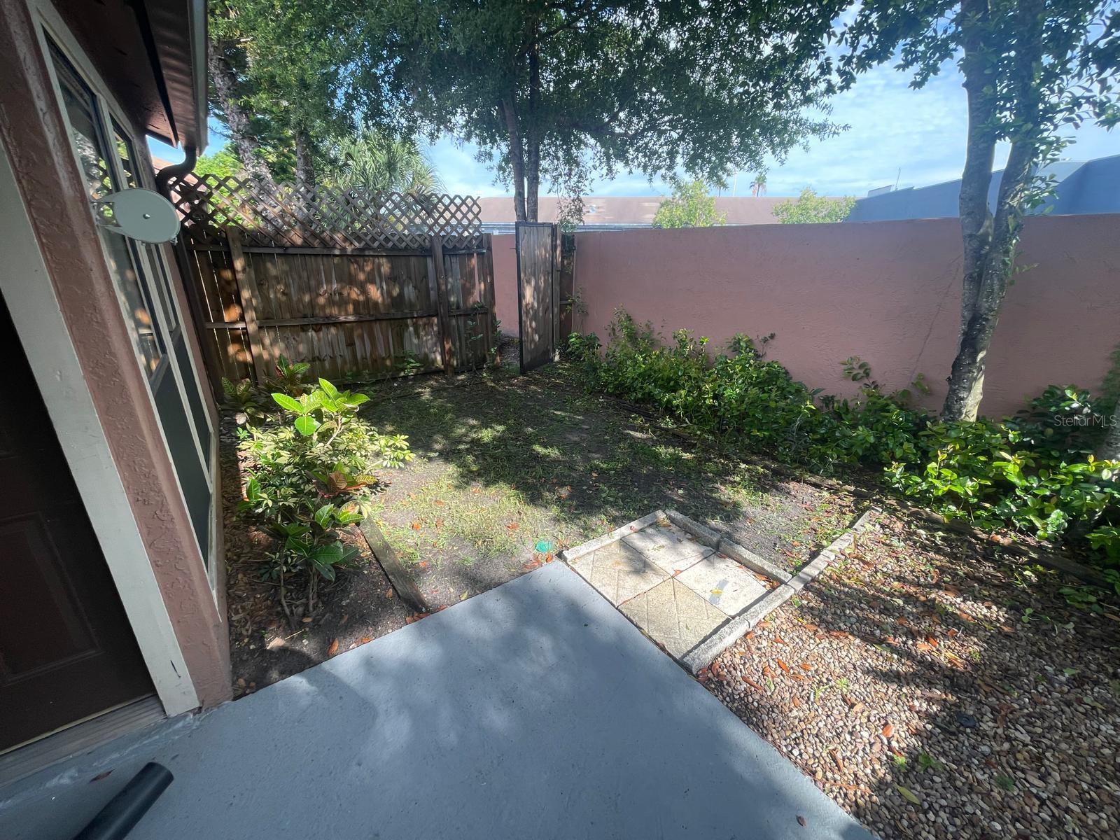 Image 24 of 31 For 614 Grenadine Court 614
