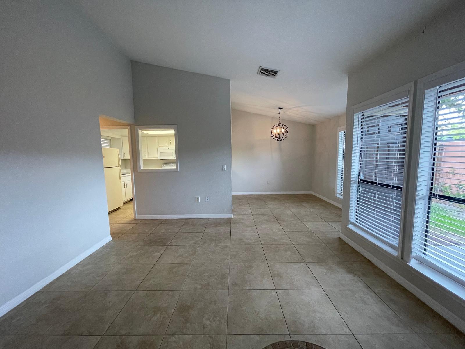 Image 4 of 31 For 614 Grenadine Court 614