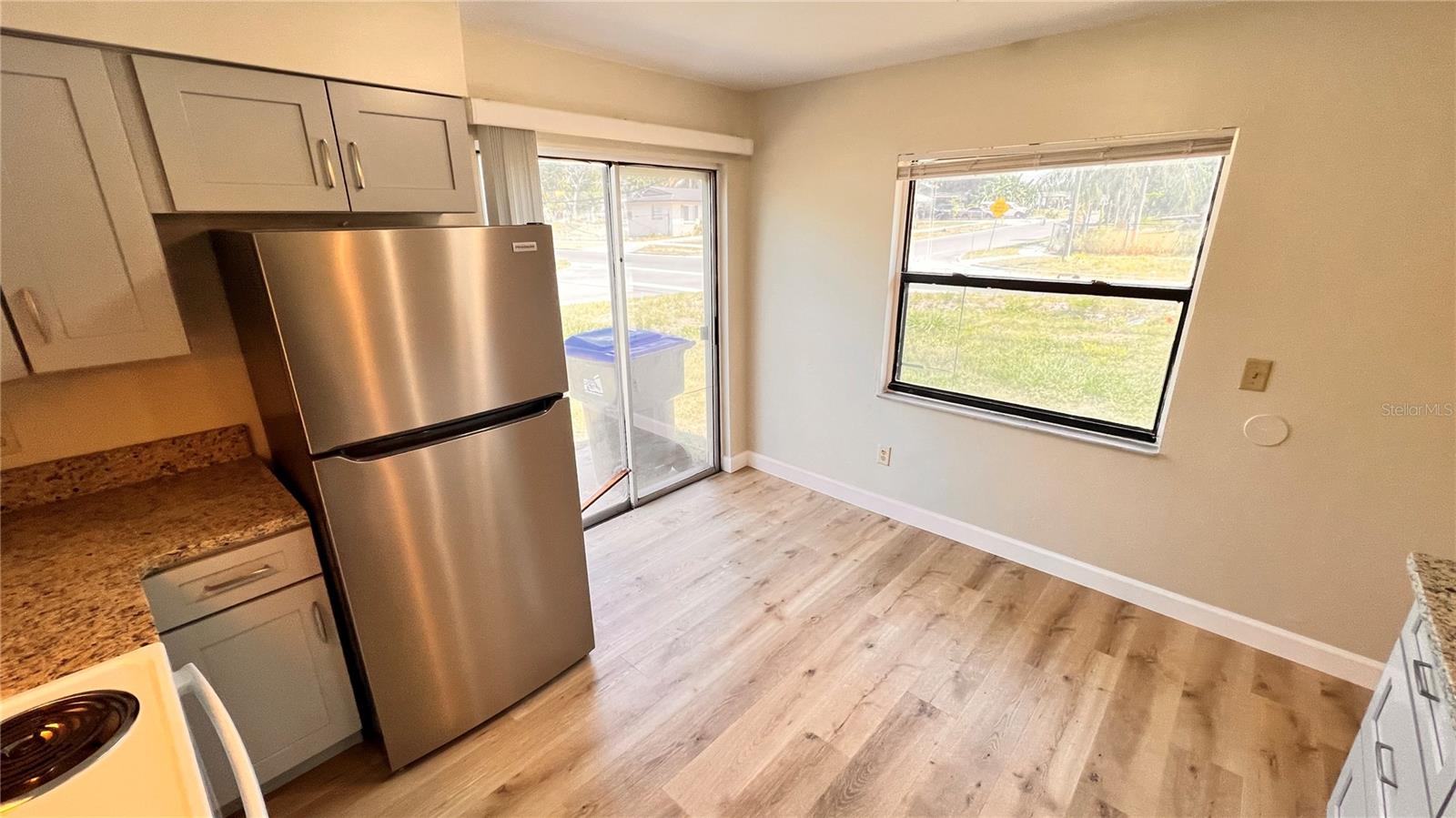 Image 14 of 25 For 5941 Amelia Street