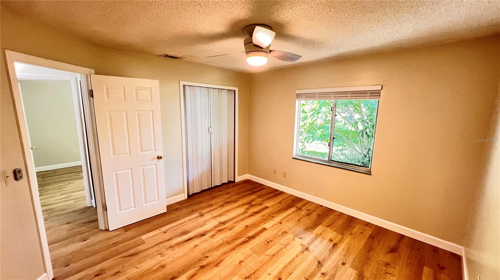 Image 22 of 25 For 5941 Amelia Street