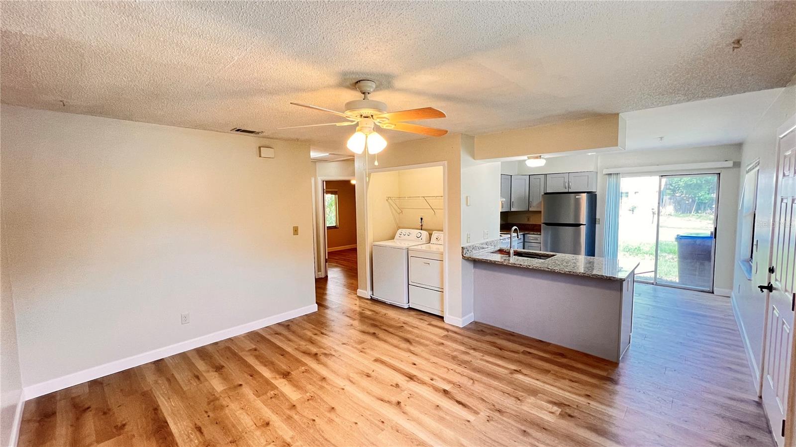 Image 9 of 25 For 5941 Amelia Street