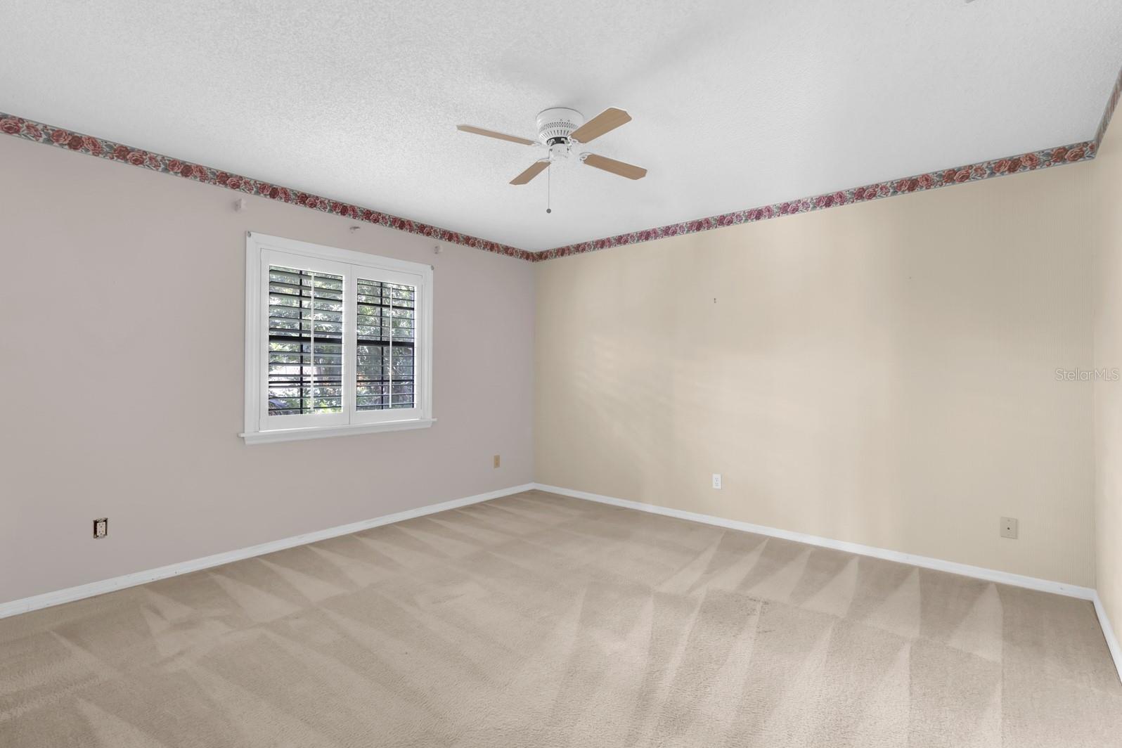 Image 38 of 74 For 202 Riverview Drive