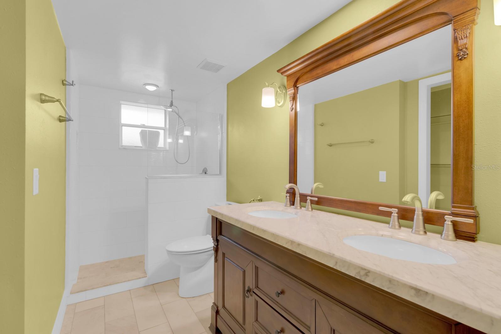 Image 45 of 74 For 202 Riverview Drive