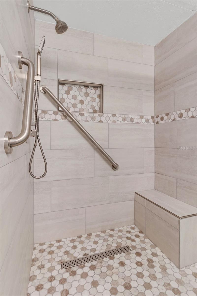 Image 12 of 34 For 2044 Thelma Drive
