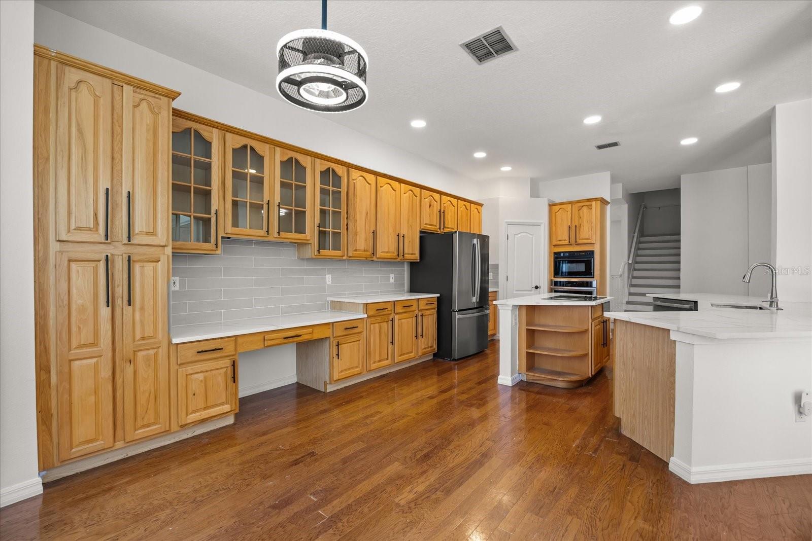 Image 14 of 56 For 10308 Emerald Woods Avenue