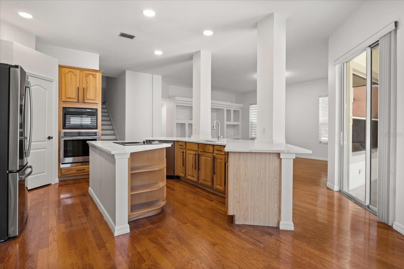 Image 17 of 56 For 10308 Emerald Woods Avenue