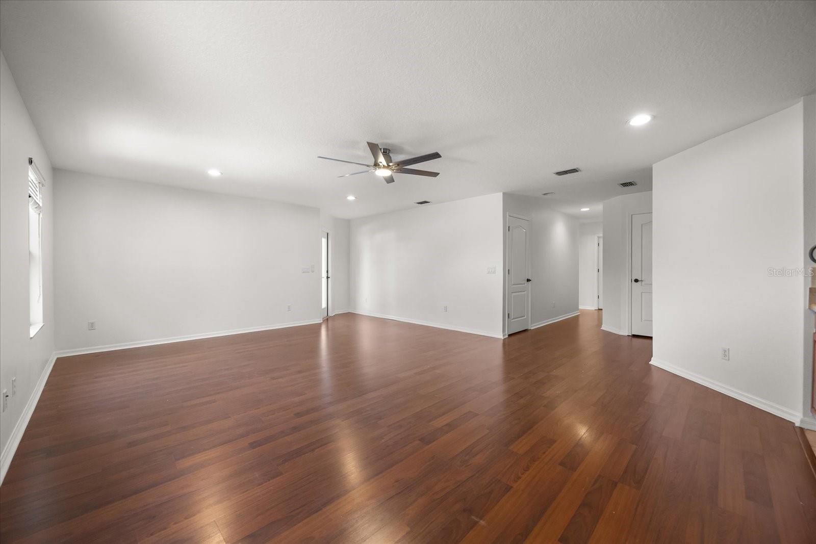 Image 30 of 56 For 10308 Emerald Woods Avenue