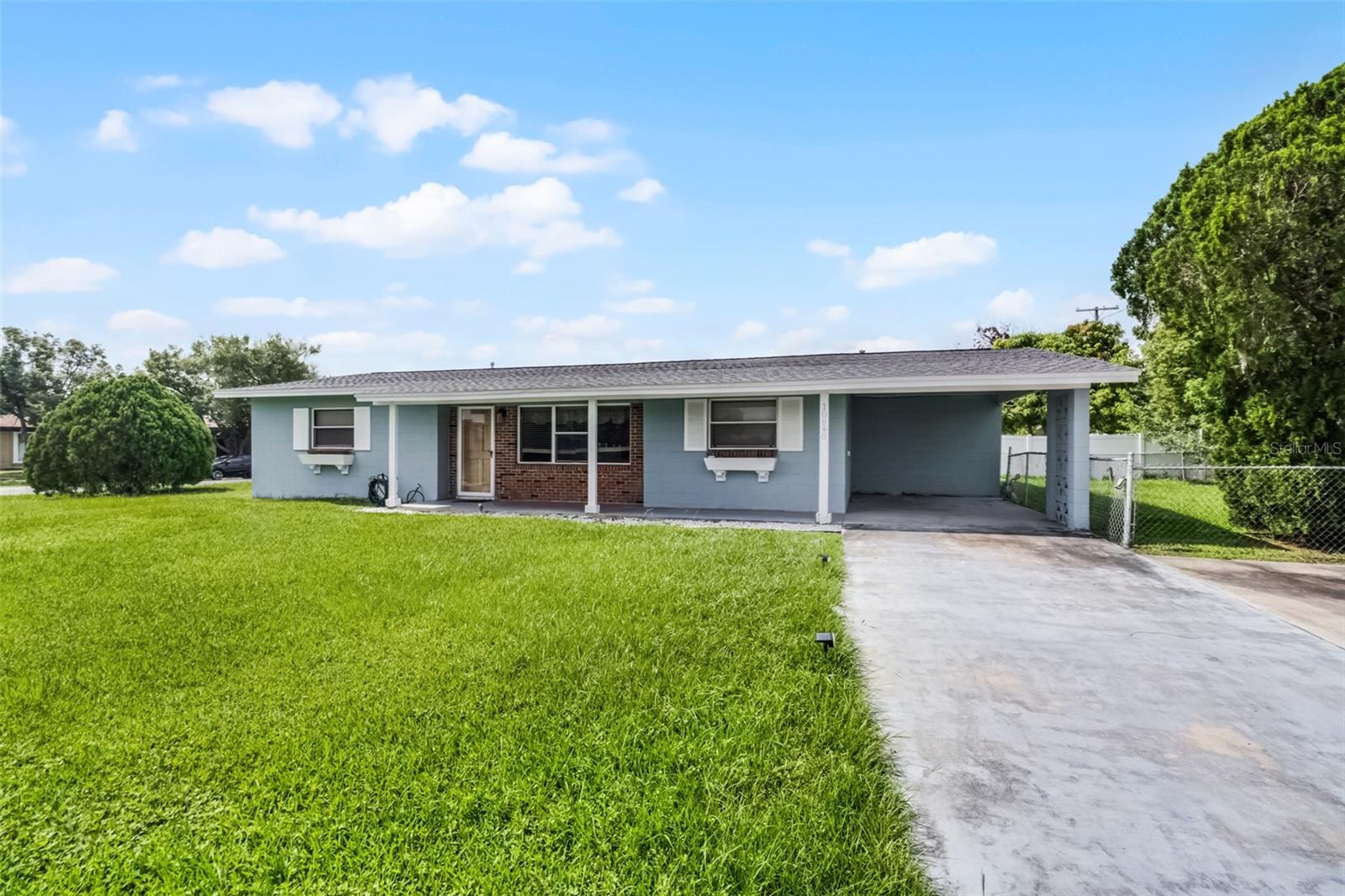Image 4 of 51 For 10800 Fernando Street