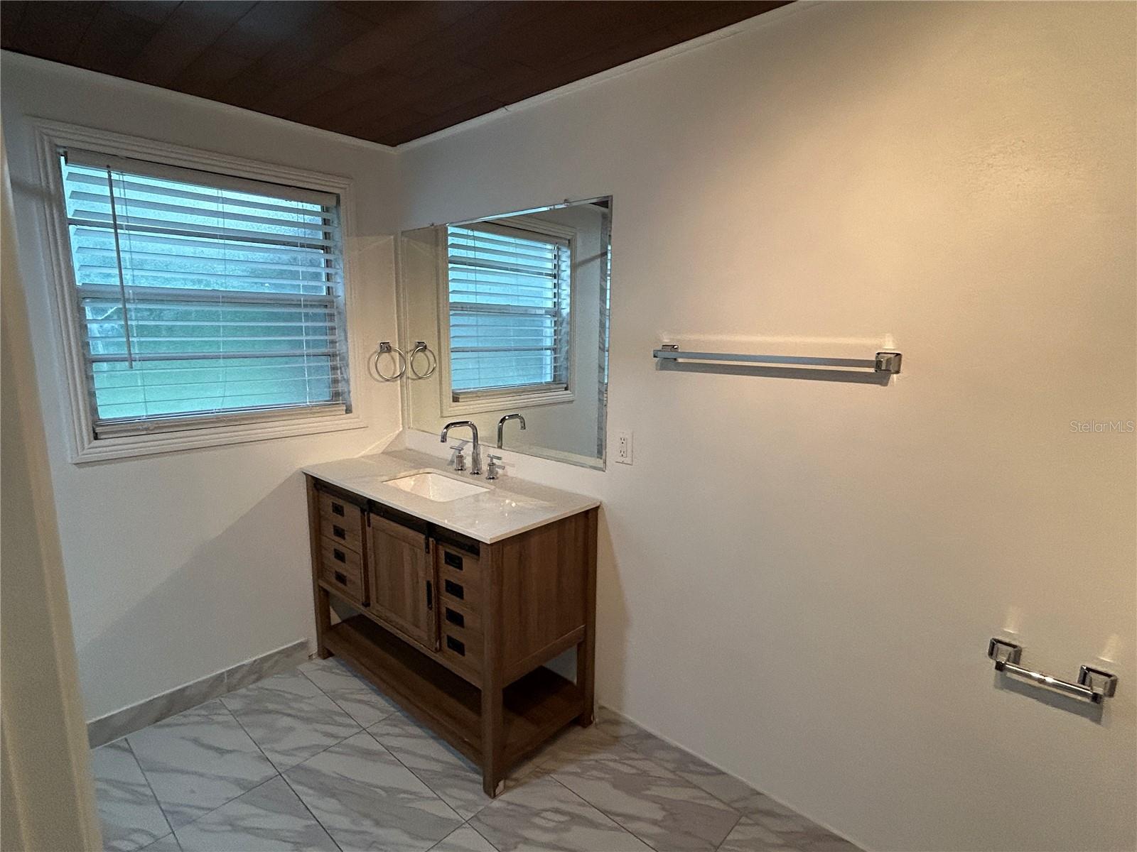 Image 10 of 55 For 1130 Lake Brantley Road