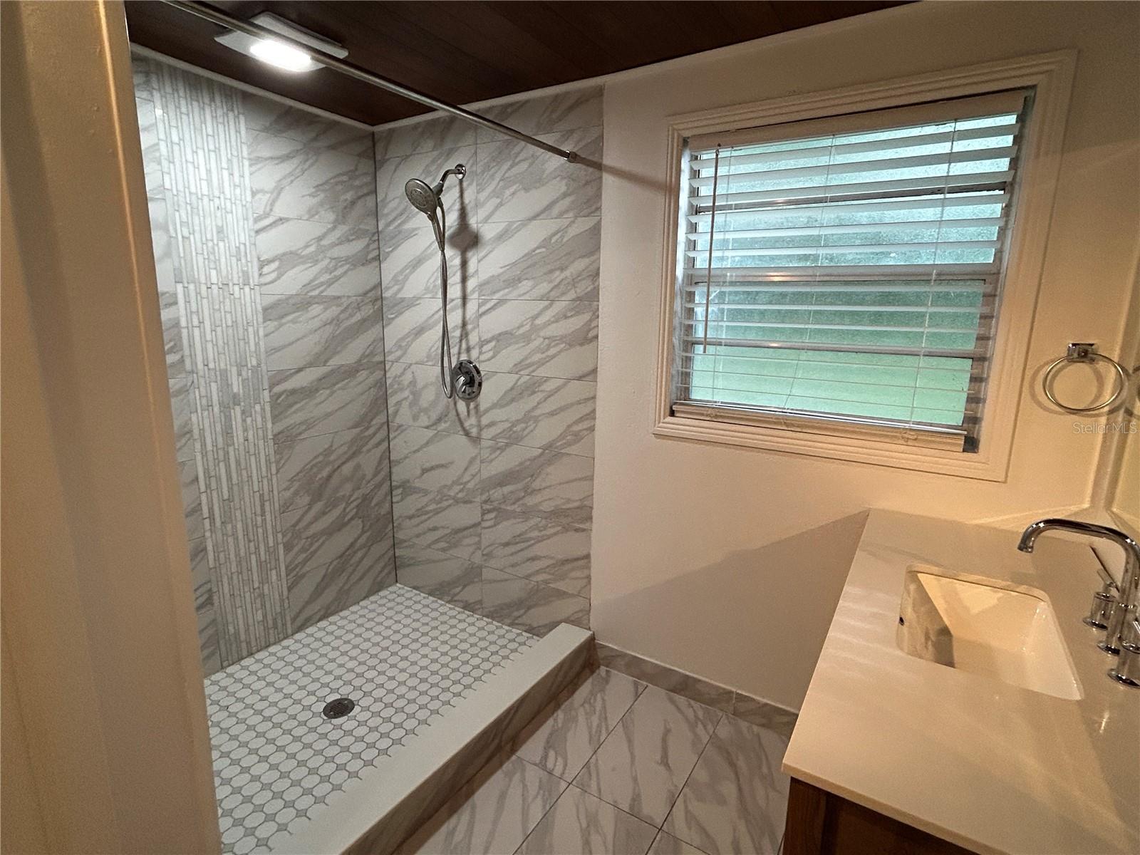 Image 11 of 55 For 1130 Lake Brantley Road