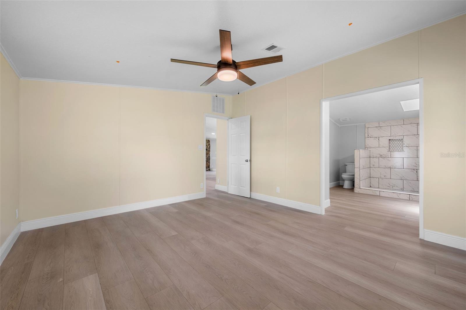 Image 19 of 44 For 171 Sandpine Court