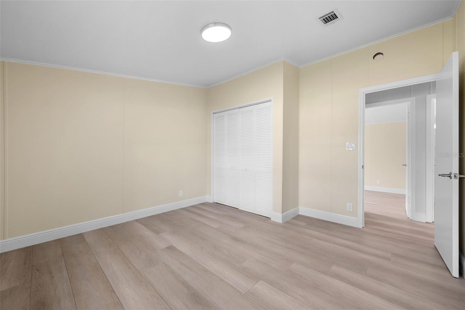 Image 28 of 44 For 171 Sandpine Court