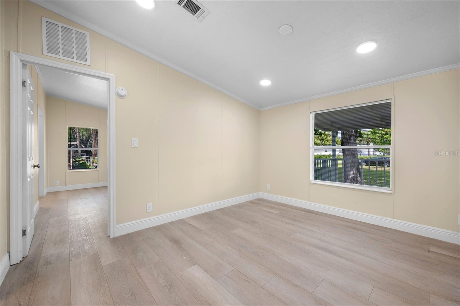 Image 9 of 44 For 171 Sandpine Court